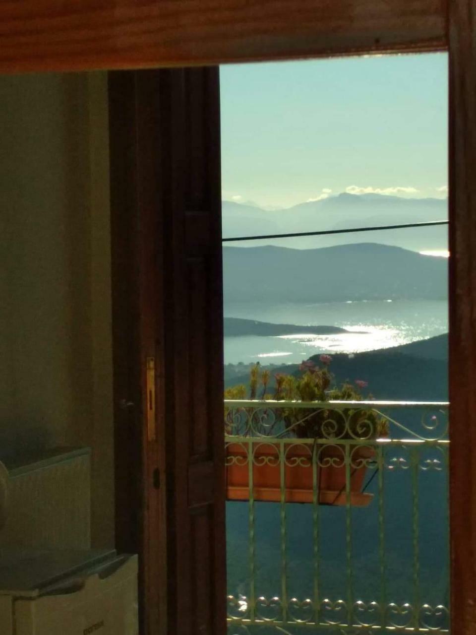 Sun View Guesthouse Delphi Exterior foto